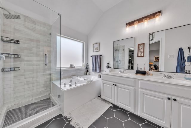 510 Dover Park Trail, Mansfield, TX 76063