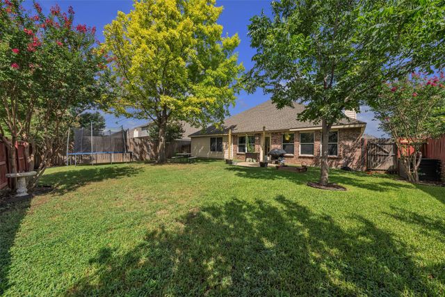 510 Dover Park Trail, Mansfield, TX 76063