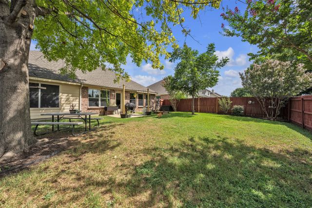 510 Dover Park Trail, Mansfield, TX 76063