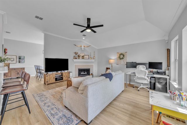 510 Dover Park Trail, Mansfield, TX 76063