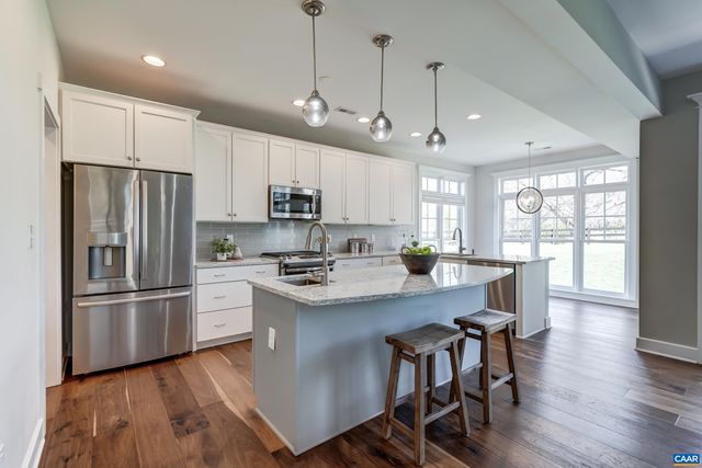 7659 BIRCHWOOD HILL RD, Crozet, VA 22932