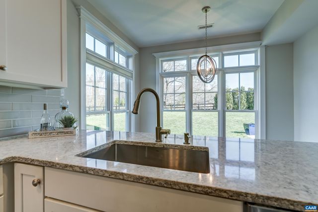 7659 BIRCHWOOD HILL RD, Crozet, VA 22932