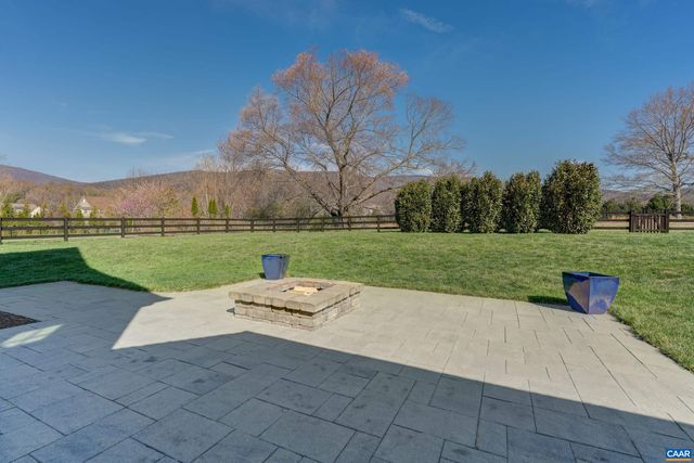 7659 BIRCHWOOD HILL RD, Crozet, VA 22932