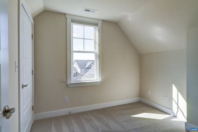 7659 BIRCHWOOD HILL RD, Crozet, VA 22932