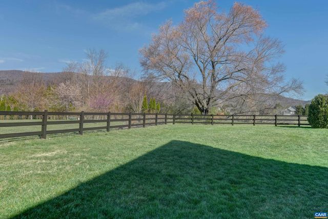 7659 BIRCHWOOD HILL RD, Crozet, VA 22932