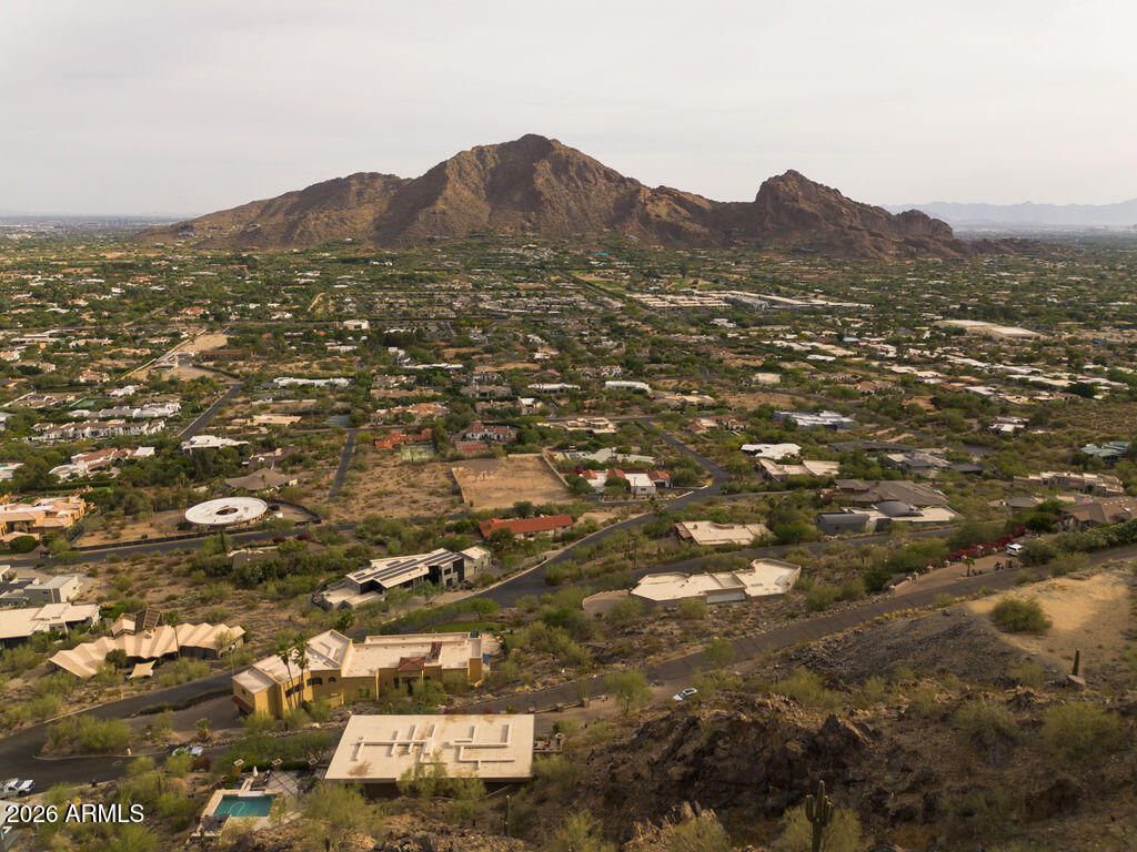 5743 E GLEN Drive 12, Paradise Valley, AZ 85253 — exterior