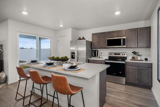 1519 E A St, Deer Park, WA 99006