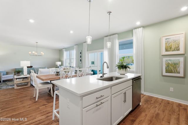4034 Nightfall Parkway NE, Winnabow, NC 28479