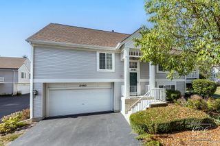 2440 Daybreak Court, Elgin, IL 60123