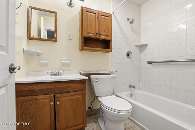 41 Marginal Road, Jackson, NJ 08527