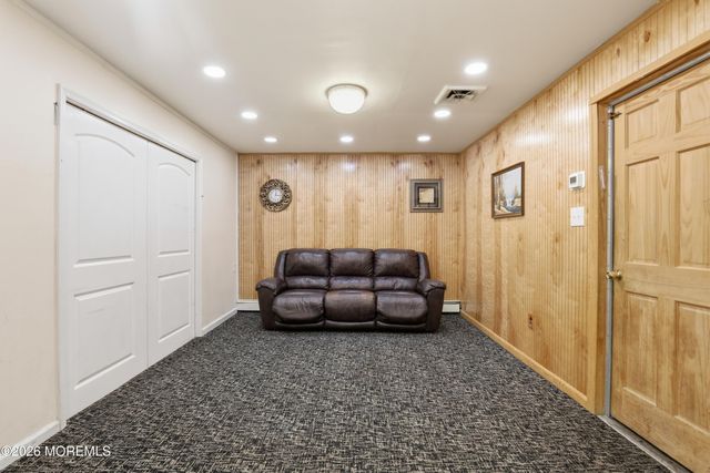 41 Marginal Road, Jackson, NJ 08527
