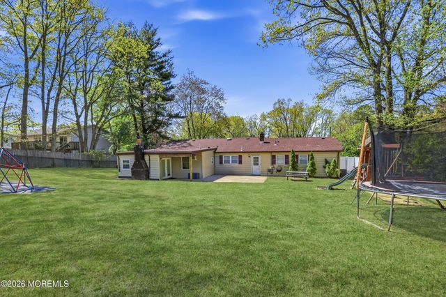 41 Marginal Road, Jackson, NJ 08527