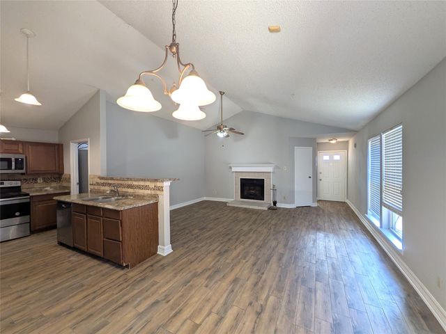 323 Teakwood Lane, Lewisville, TX 75067