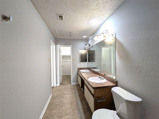 323 Teakwood Lane, Lewisville, TX 75067