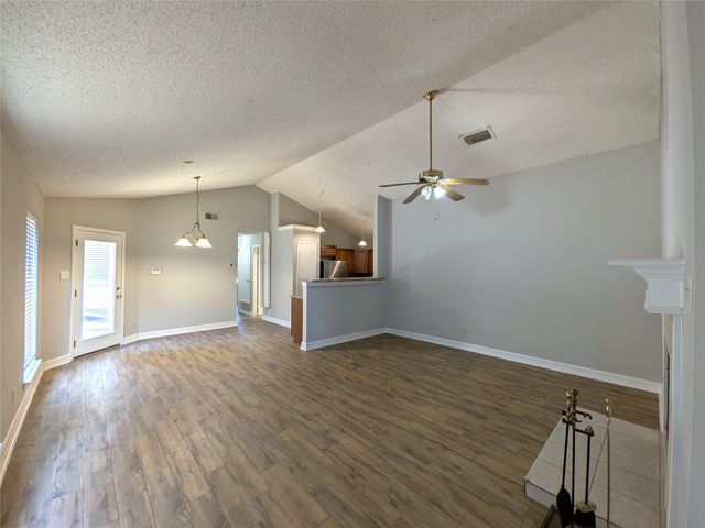 323 Teakwood Lane, Lewisville, TX 75067
