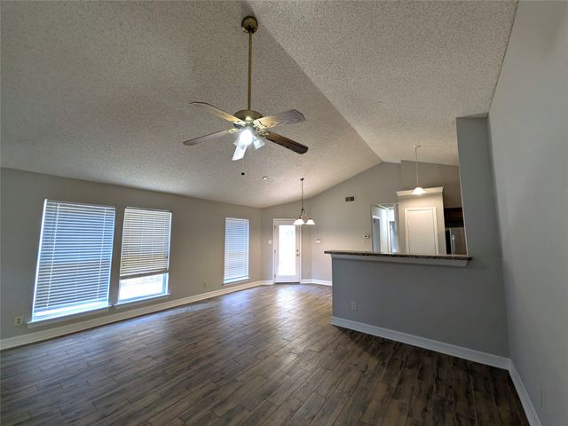 323 Teakwood Lane, Lewisville, TX 75067