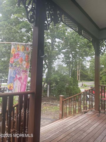 670 E Bay Avenue, Barnegat, NJ 08005