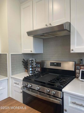 670 E Bay Avenue, Barnegat, NJ 08005