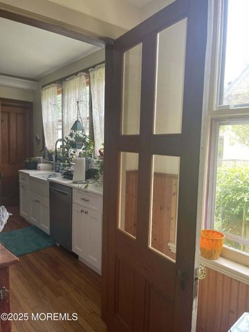 670 E Bay Avenue, Barnegat, NJ 08005