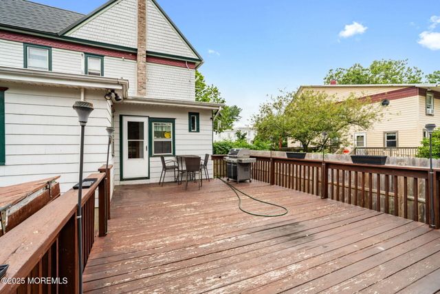 670 E Bay Avenue, Barnegat, NJ 08005
