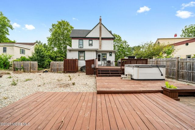 670 E Bay Avenue, Barnegat, NJ 08005
