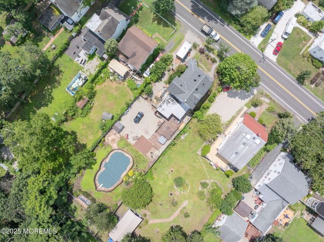 670 E Bay Avenue, Barnegat, NJ 08005