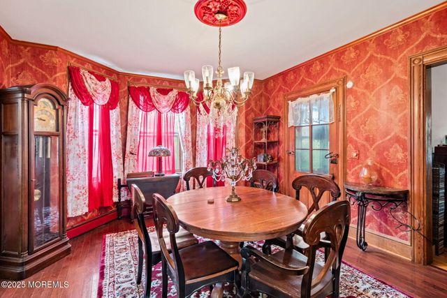 670 E Bay Avenue, Barnegat, NJ 08005