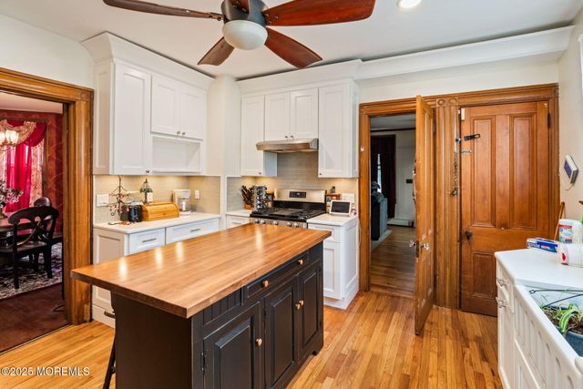 670 E Bay Avenue, Barnegat, NJ 08005