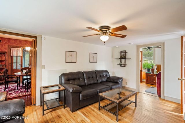 670 E Bay Avenue, Barnegat, NJ 08005