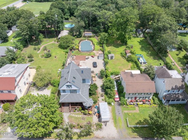 670 E Bay Avenue, Barnegat, NJ 08005