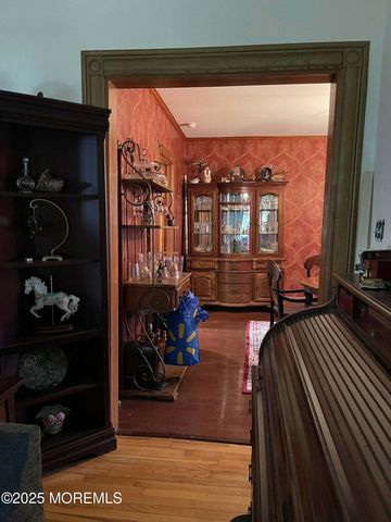 670 E Bay Avenue, Barnegat, NJ 08005