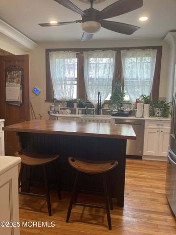 670 E Bay Avenue, Barnegat, NJ 08005