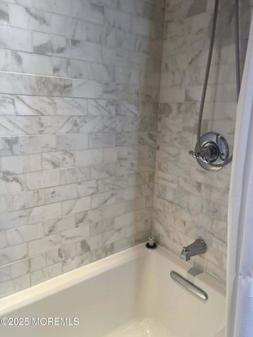 670 E Bay Avenue, Barnegat, NJ 08005