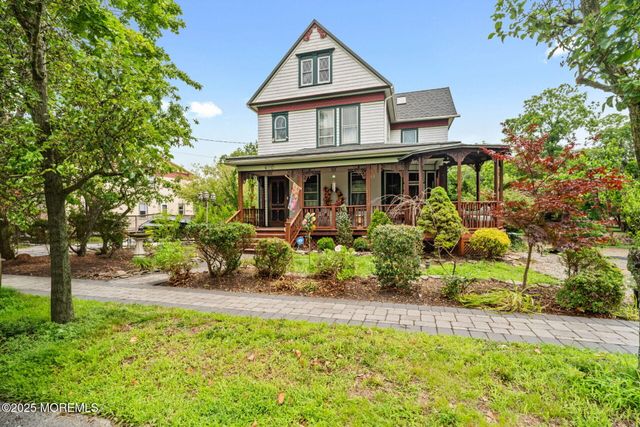 670 E Bay Avenue, Barnegat, NJ 08005