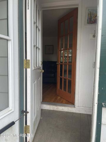 670 E Bay Avenue, Barnegat, NJ 08005