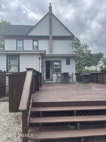 670 E Bay Avenue, Barnegat, NJ 08005