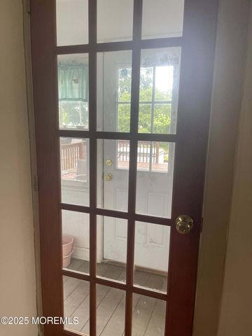 670 E Bay Avenue, Barnegat, NJ 08005