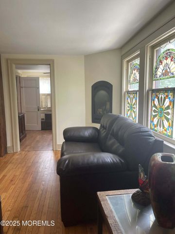 670 E Bay Avenue, Barnegat, NJ 08005