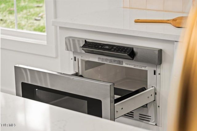 2306 Rambling Road, Johnson City, TN 37604