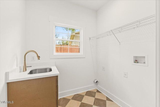 2306 Rambling Road, Johnson City, TN 37604