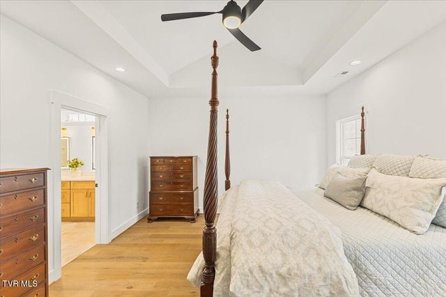 2306 Rambling Road, Johnson City, TN 37604