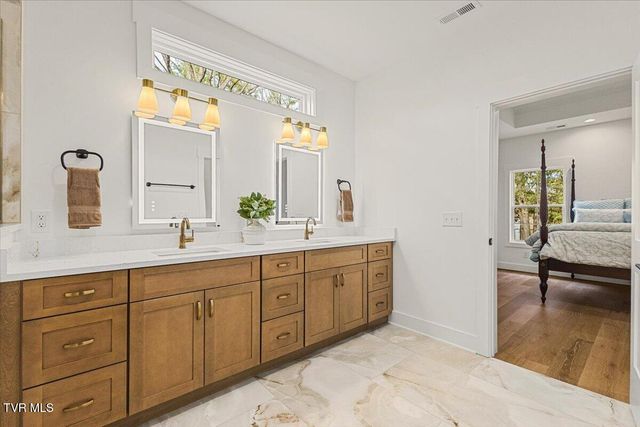 2306 Rambling Road, Johnson City, TN 37604