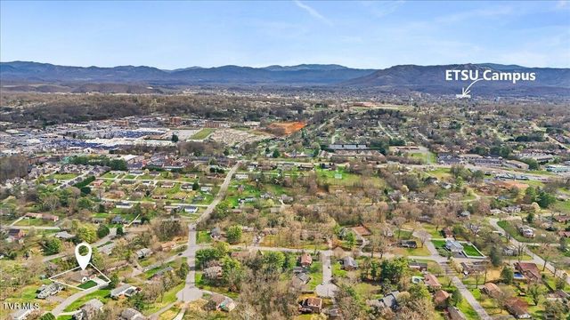 2306 Rambling Road, Johnson City, TN 37604