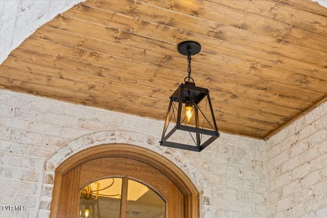 2306 Rambling Road, Johnson City, TN 37604