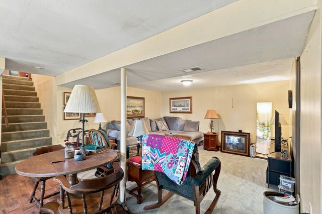 213 SARAZEN DR, Columbia, MO 65202