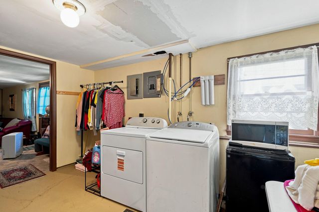 213 SARAZEN DR, Columbia, MO 65202