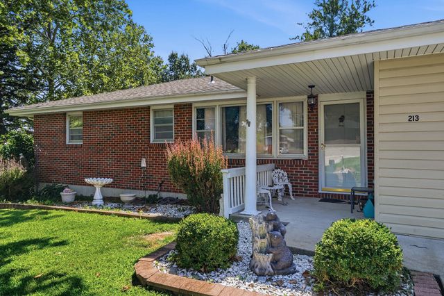 213 SARAZEN DR, Columbia, MO 65202