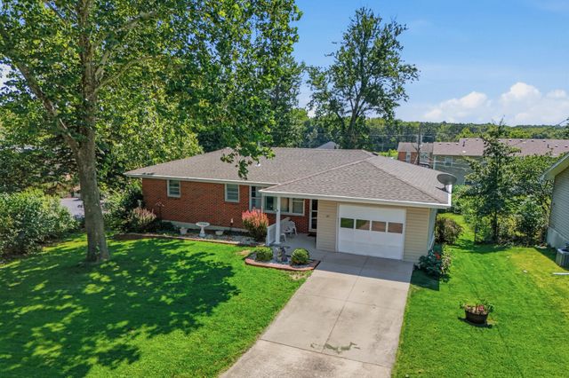 213 SARAZEN DR, Columbia, MO 65202