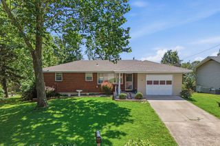213 SARAZEN DR, Columbia, MO 65202