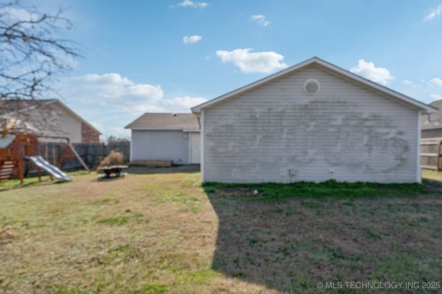 1110 W 24th Street North, Claremore, OK 74017